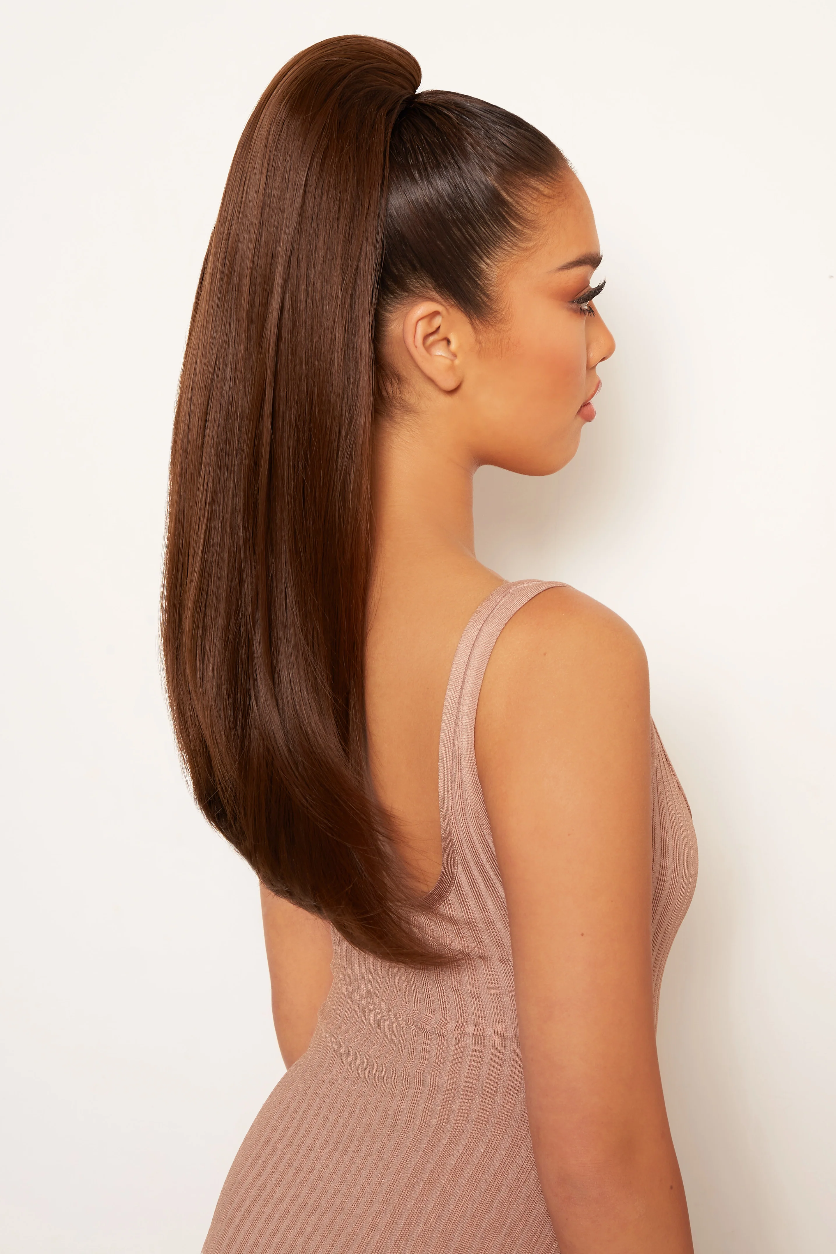 Sleek Full-Body 22" Ponytail - Image 6