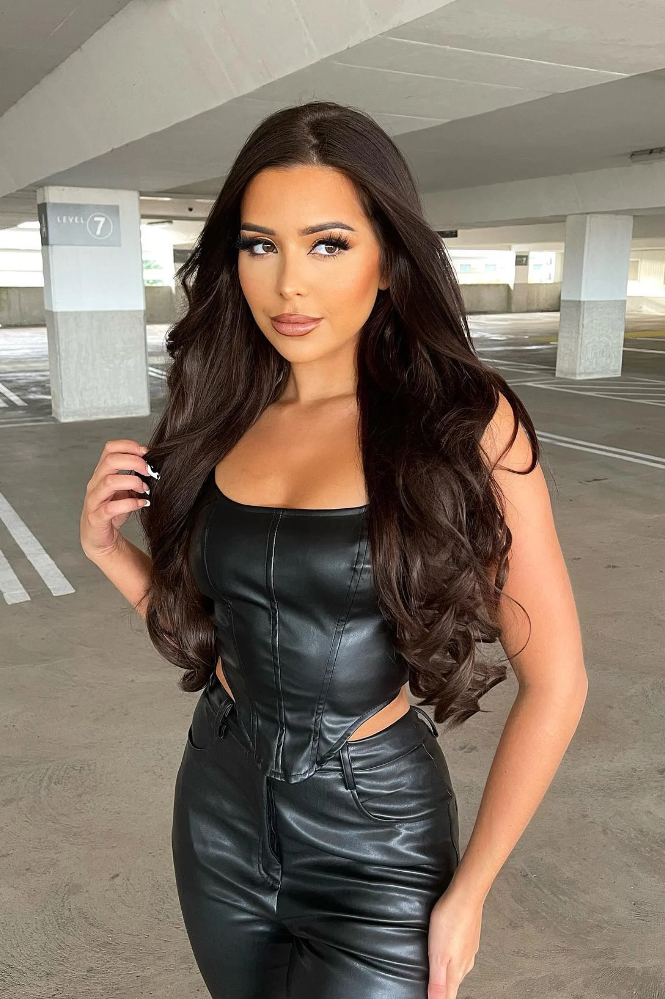 Super Thick 22" 5 Piece Curly Clip In Hair Extensions - Image 4